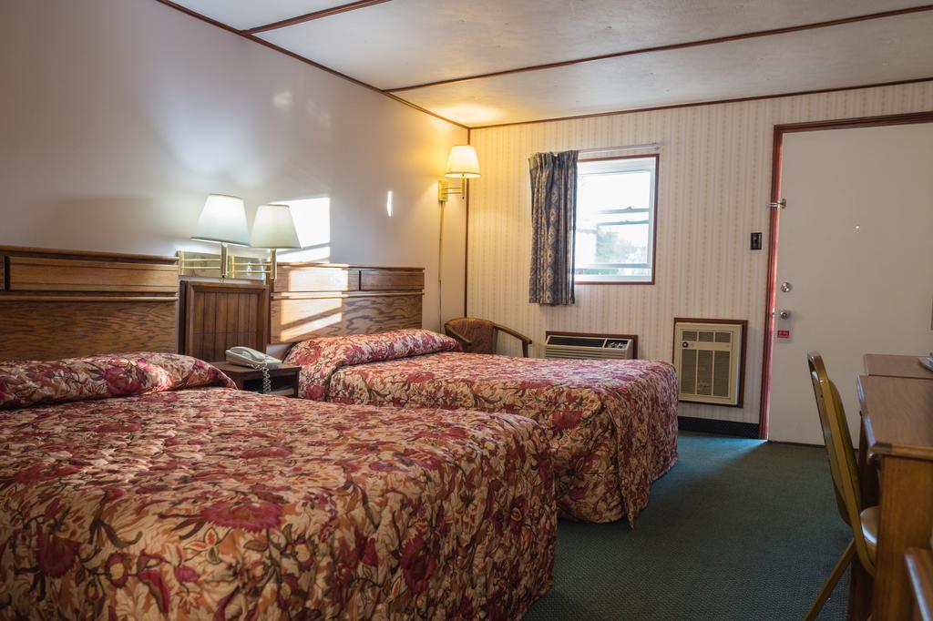 Motel Dutch Treat Ronks